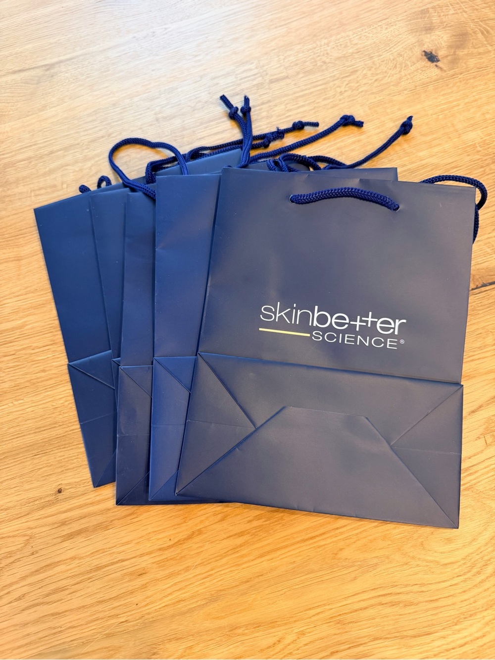 Skinbetter Science Gift Bag Set x 5 medium 8”x10”